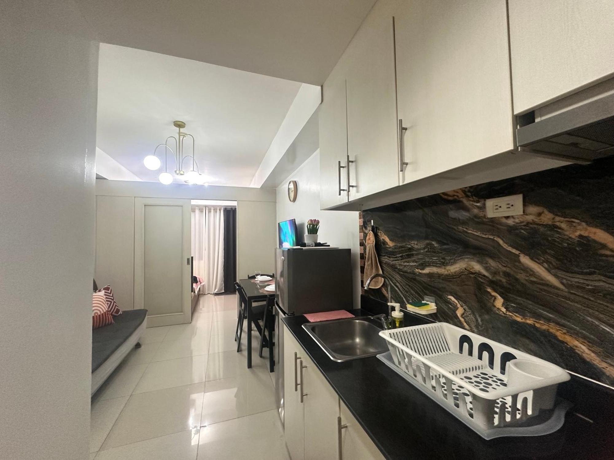 1bedroom With Balcony Facing Moa * Manila