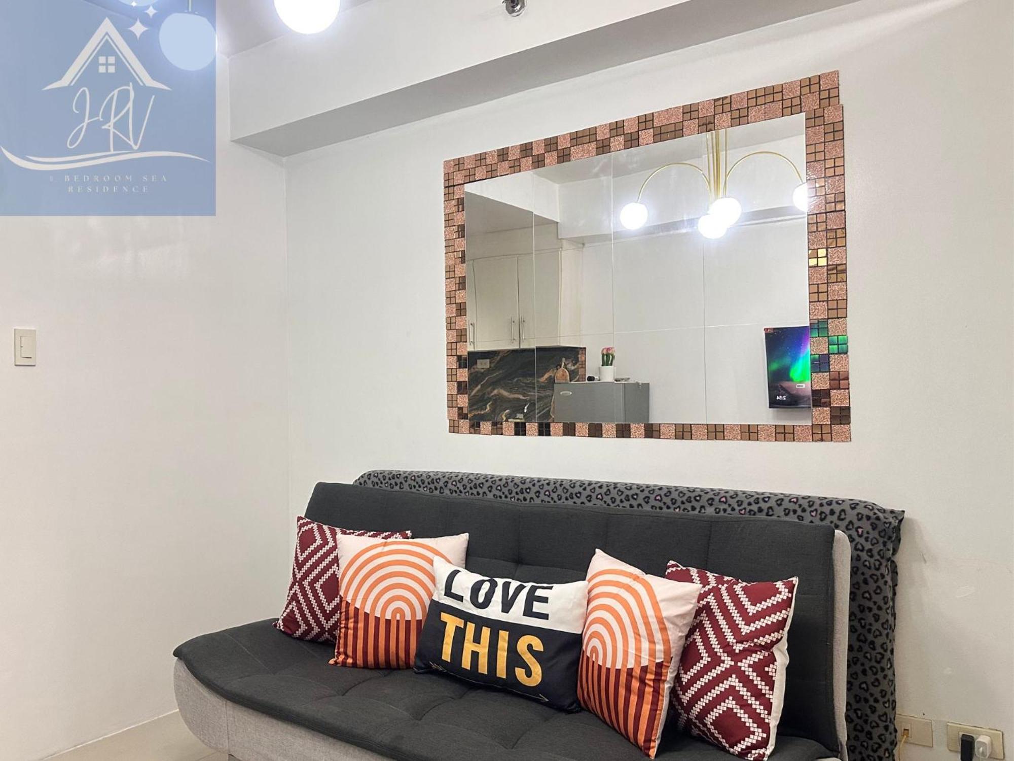 Apartment 1bedroom With Balcony Facing Moa *