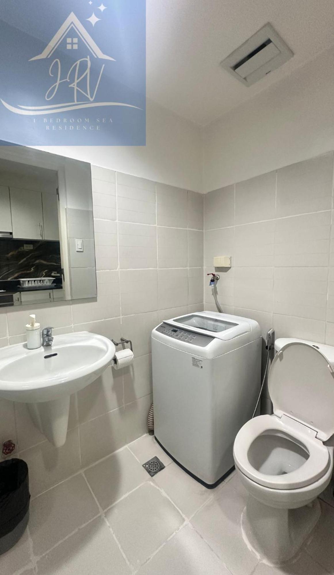 Apartment 1bedroom With Balcony Facing Moa